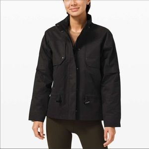 Lululemon caught in the rain jacket